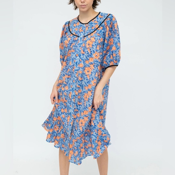 Batsheva Dresses & Skirts - Batsheva Floral Peach & Blue Tent Snap House Dress